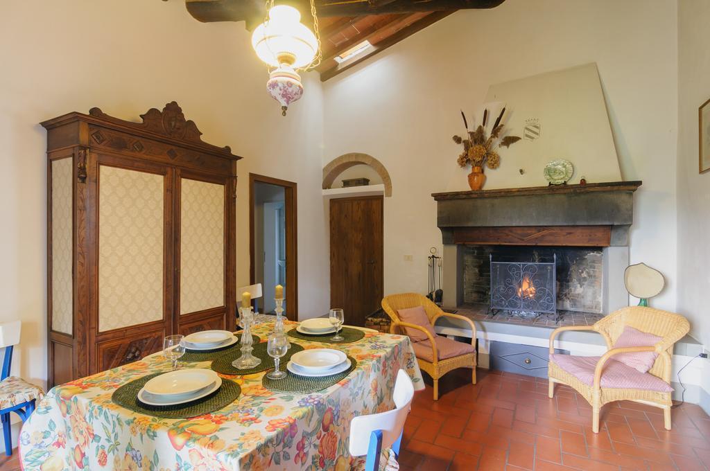 Agriturismo Albergotti Arezzo Ruang foto
